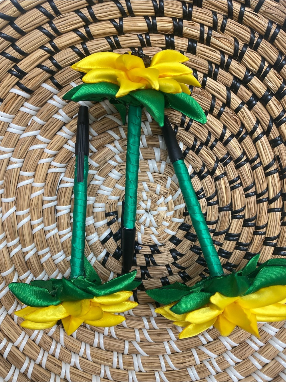Satin Ribbon Sunflower Pen - Picture 6 of 7